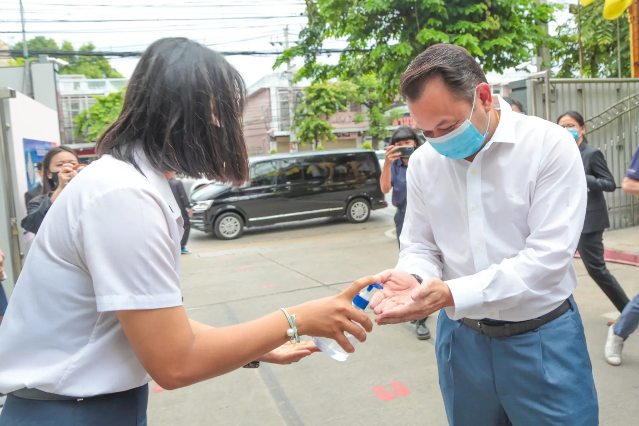 "ณัฏฐพล"ย้ำความปลอดภัยของสถานศึกษาทั่วประเทศ จัดการเรียนการสอนแบบ New Normal รับเปิดเทอมวันแรก