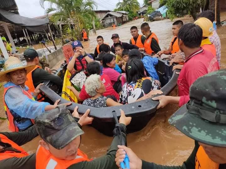 สอศ. จัดชุด Fix it Center ศูนย์ซ่อมสร้างเพื่อชุมชนช่วยเหลือชาวเลย  ที่ประสบภัย